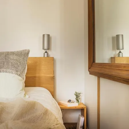 Le Lanternon Guest house *