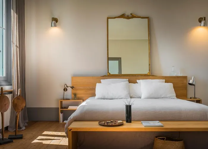 Le Lanternon Pensionat 4*